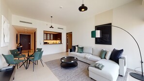 Chambre Double Premium | Salle de séjour