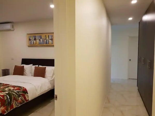 2 camere, ferro/asse da stiro, Wi-Fi gratuito