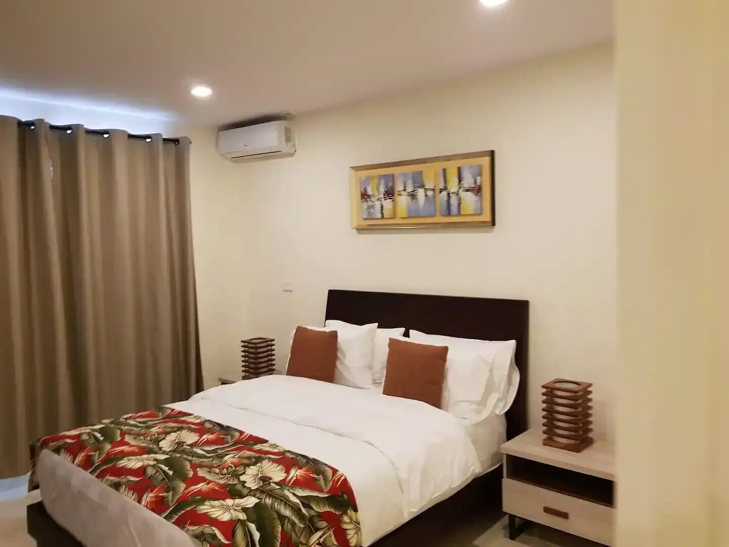 2 多间卧室、熨斗/熨衣板、免费 WiFi