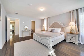 4 bedrooms, desk, iron/ironing board, travel cot