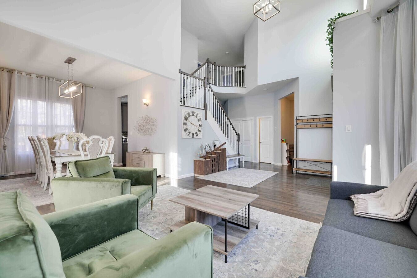 Smart TV, fireplace, video games, table tennis