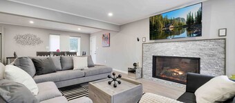Luxury Modern 6BR Pocono Home Near All Attractions