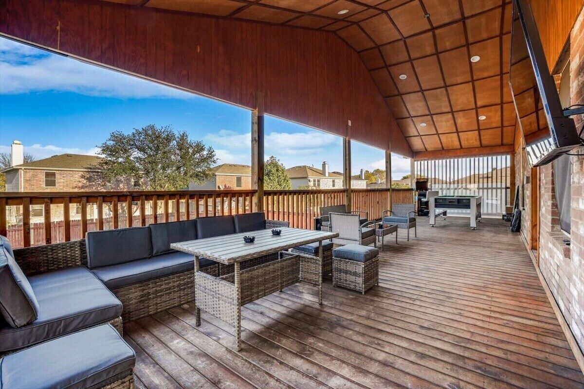 屋外ダイニングエリア