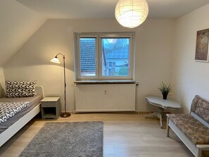 Interior - Schinkel on the Kiel Canal (Schinkel)