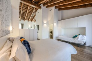 In-room safe, iron/ironing board, free WiFi, bed sheets