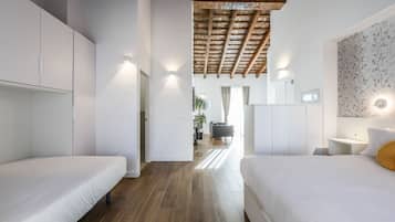 Een strijkplank/strijkijzer, gratis wifi, beddengoed