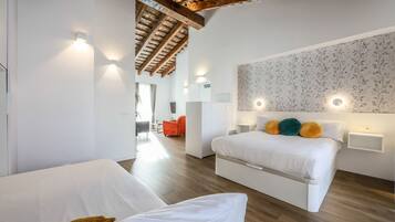 In-room safe, iron/ironing board, free WiFi, bed sheets