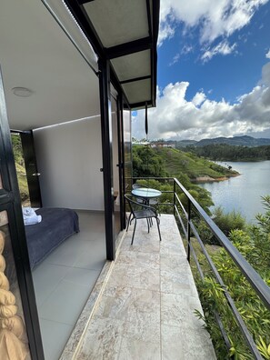 Quarto luxo | Wi-Fi de cortesia