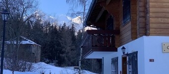 Luxury chalet (approx. 170 sqm) in a dreamlike mountain setting - Valais (Grächen/near Zermatt)