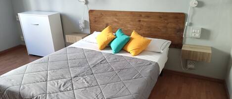 Insonorización, wifi gratis y ropa de cama