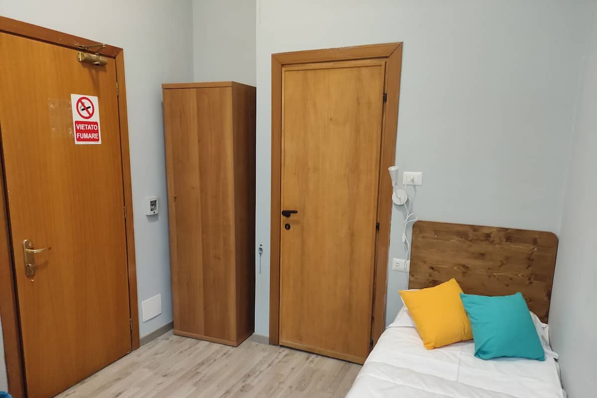 Sistema de insonorización, wifi gratis, ropa de cama