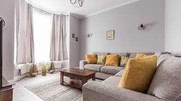 House | Living room