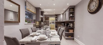 North Central London House/ Sleeps8/garden/wifi