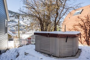 Baignoire à remous extérieure