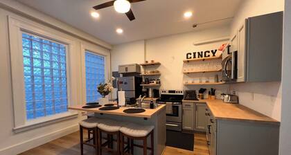 Top floor condo! Just a short walk to OTR, Fountain Square, and the Stadiums!