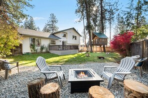 Property grounds - Family-Friendly Retreat | Game Room, Fireplace & King Bed | Near Coeur d’Alene (Post Falls)