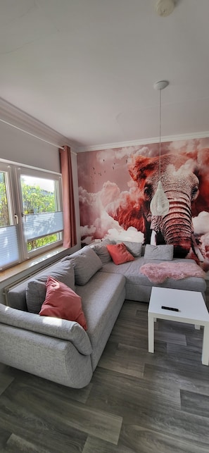 Family House, 3 Bedrooms, Garden View | Living area - D&B staycation Ferienpark (Niedenstein)