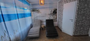 Sauna seca, banheira de hidromassagem