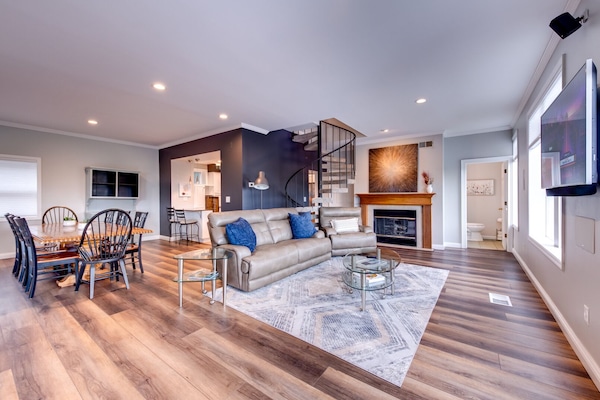 TV connectée, cheminée, jeux vidéo, écrans d'ordinateur