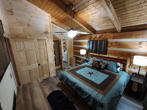 4 habitaciones, tabla de planchar con plancha y cuna de viaje