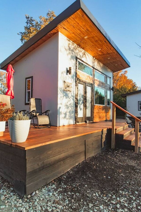 Exterior - Casita 3 · Getaway Space in nature - near lakes & shopping.C3 (Athens)