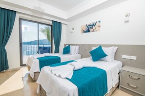 4 bedrooms, in-room safe, iron/ironing board, travel cot
