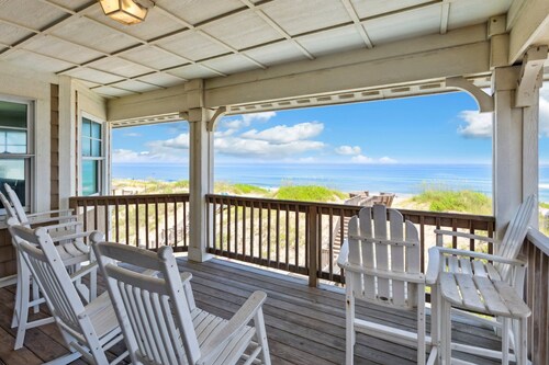 Seaside Oasis *Oceanfront Luxury w/ PRIVATE Beach Walkway, Pool, Elevator, Media Rm, Pool Table...