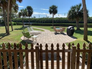 Property grounds - Charming House on the Little Manatee River (Ruskin)