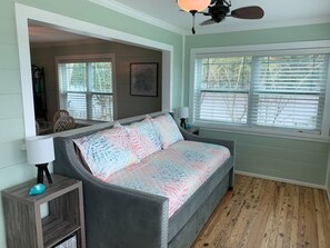 Room - Charming House on the Little Manatee River (Ruskin)