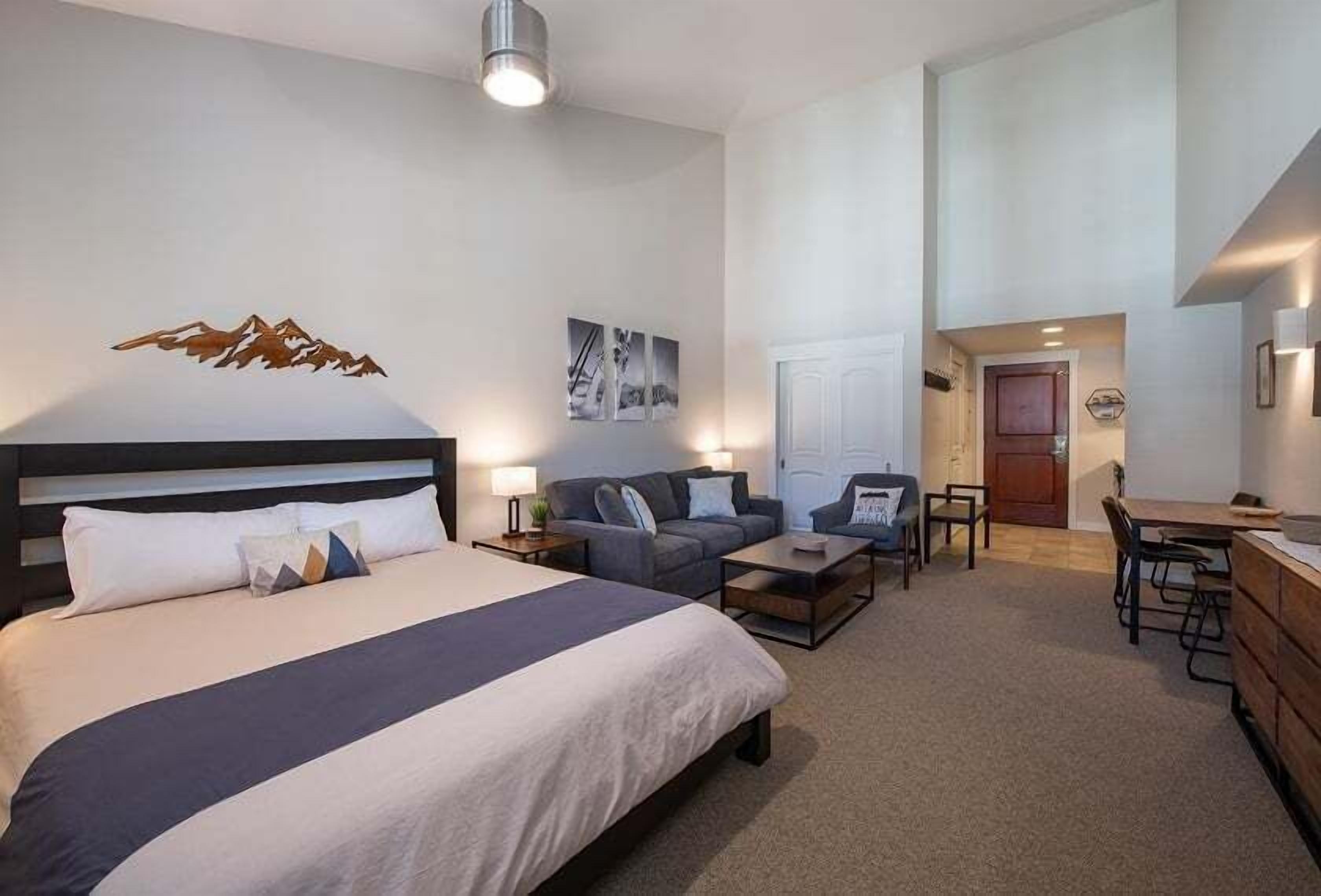 Strykejern/-brett, wi-fi og sengetøy