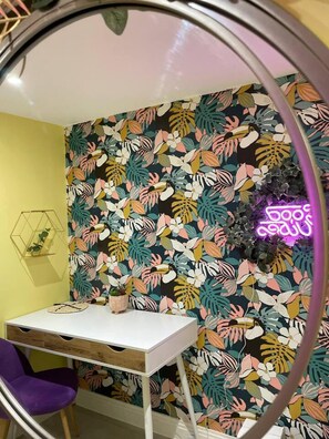 Apartment, 1 Queen Bed | Interior - Hideaway 1-bed Apartment in Herne Bay (Herne Bay)