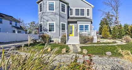 Charming Spring Lake Retreat, 1 Mi to Beach!