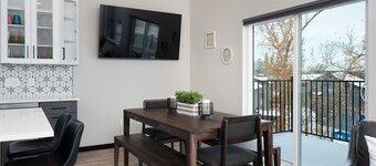 Spacious & Industrial Condo - Perfect for the Whole Gang! Dogs Ok & Great Rates!