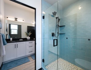 Shower, hair dryer, towels, soap - Spacious & Industrial Condo - Perfect for the Whole Gang! Dogs Ok & Great Rates! (Bozeman)