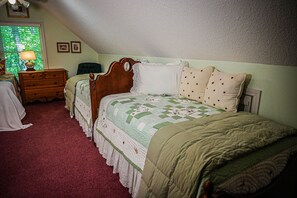 3 bedrooms, internet, bed sheets, wheelchair access