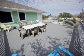 Outdoor dining - LEIKER HOUSE is in POC (Port O'Connor)