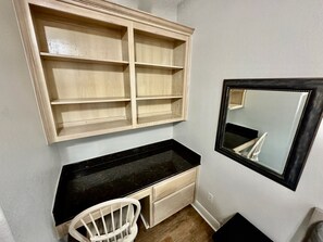 Interior - COCO LOCO in Larry's Harbor private boat ramp (Port O'Connor)