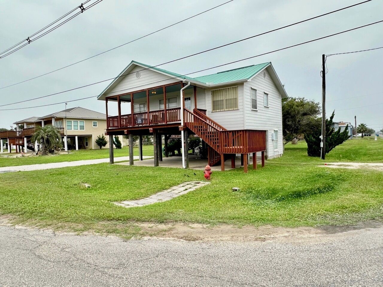 POPE HOUSE is Close to Beach in POC
