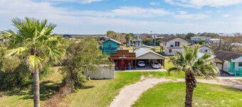 THE RED COTTAGE Tiny Home in POC