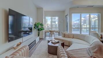 Premium Penthouse | Living area