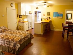 1 camera, Wi-Fi, lenzuola