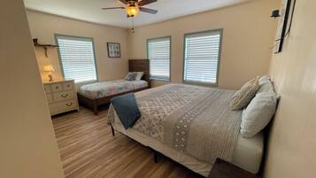 2 chambres, Wi-Fi gratuit, draps fournis