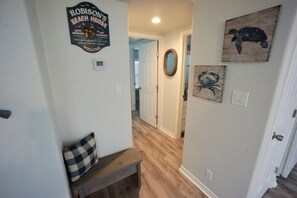 Interior - BOGGY VIEW is Close to Beach in POC (Port O'Connor)