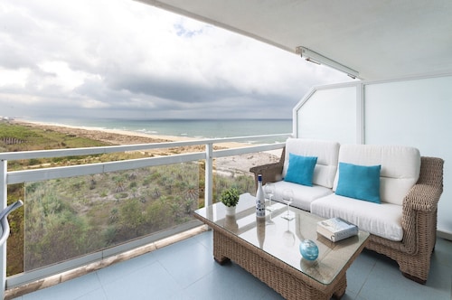 AIGUABLAVA 9-5 - only families