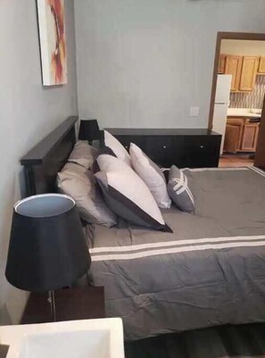 2 slaapkamers, een bureau, gratis wifi, beddengoed