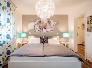 1 quarto, ferros/tábuas de passar roupa, Wi-Fi, roupa de cama