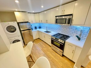 Microwave, oven, stovetop, dishwasher