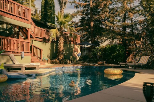 Pool Sunset View Game Room Full Kitchen