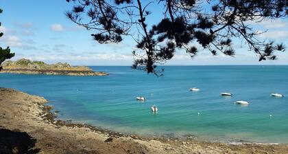 LA LANZARDIERE: the Doris 100m from Port-Mer beach