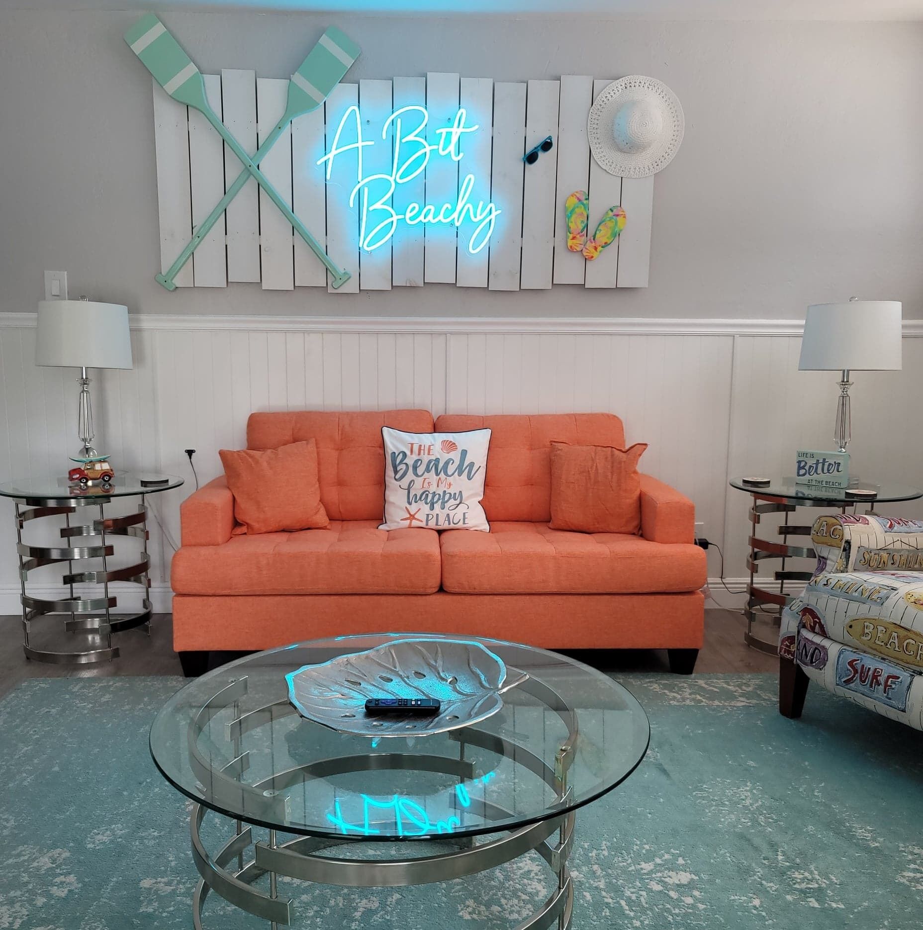 Minutes to beach; arcade, multifamily, Outdoor oasis, sleeps 10